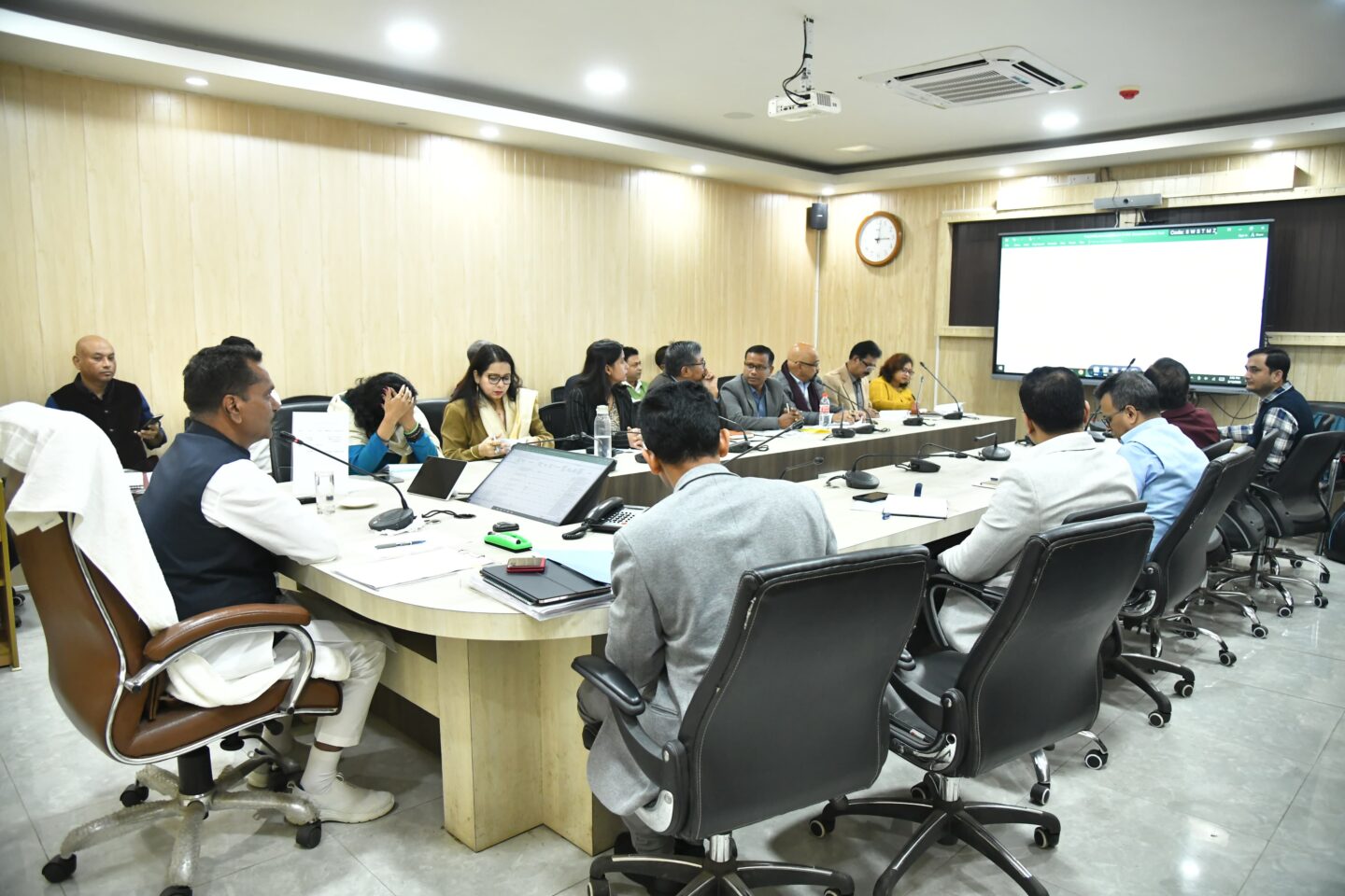 Health Minister Ashok Singhal Announces Major Initiatives for State Healthcare