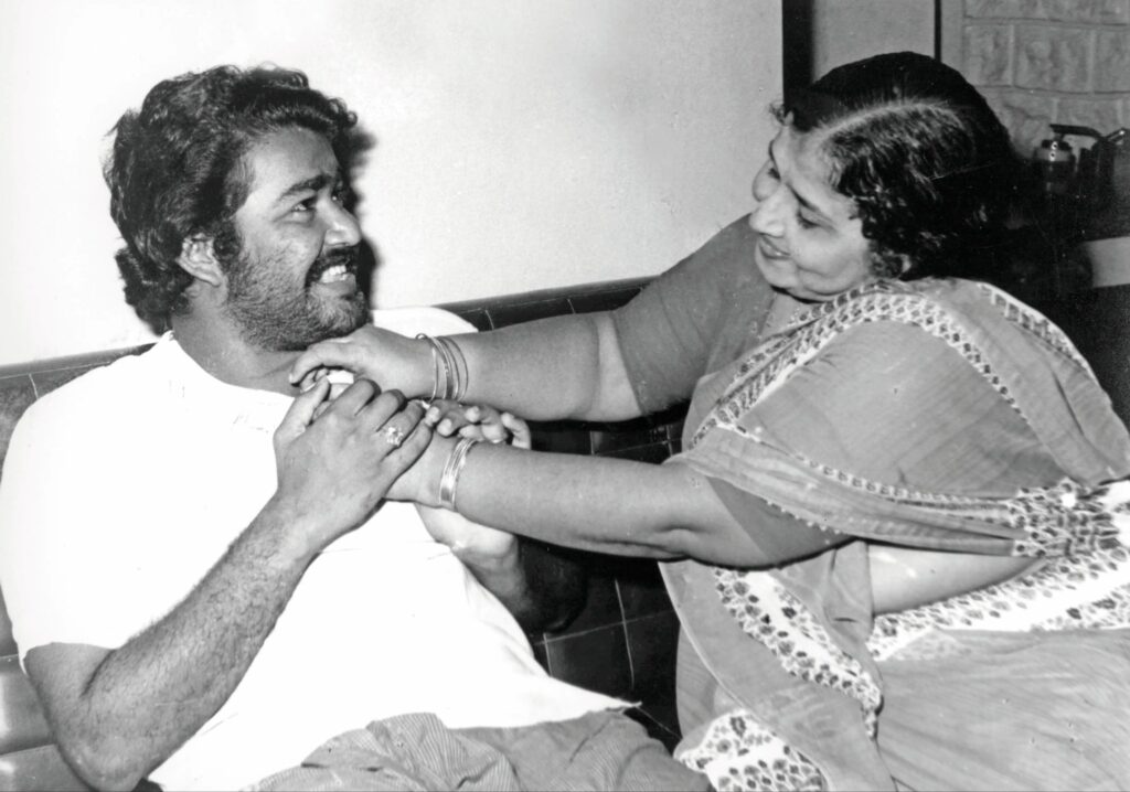 Mohanlal's Mother, Santhakumari, Passes Away at 90