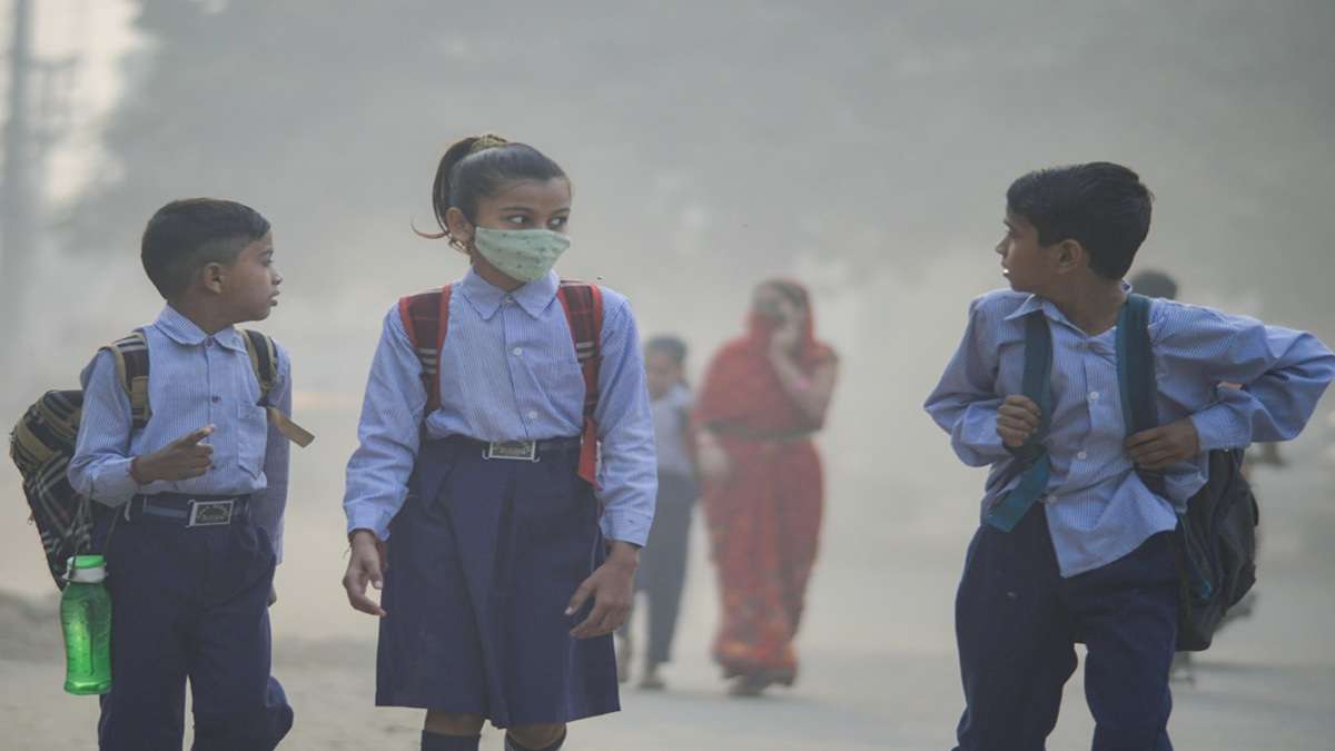 Delhi Schools Go Fully Online for Nursery to Class 5 Due to Severe Pollution