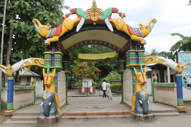 Assam Forces Strict Traditional Dress Code at Batadrava Than