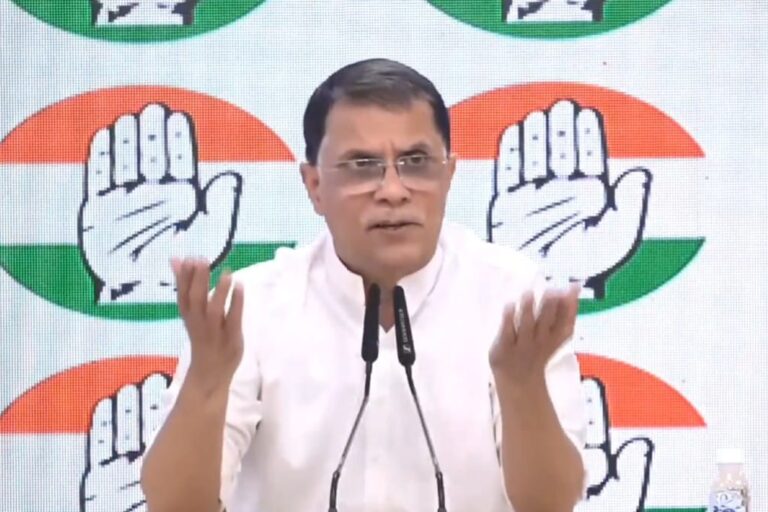 SC Shocks Congress: Stays Pawan Khera Bail in 10-Year Case