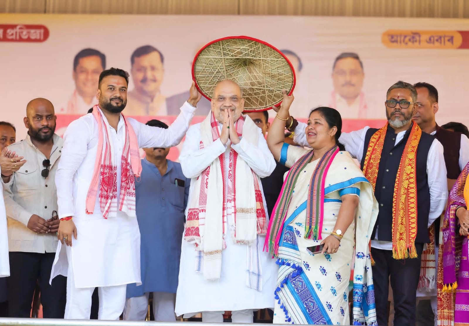 Amit Shah Claims Nehru-Gandhi Family
