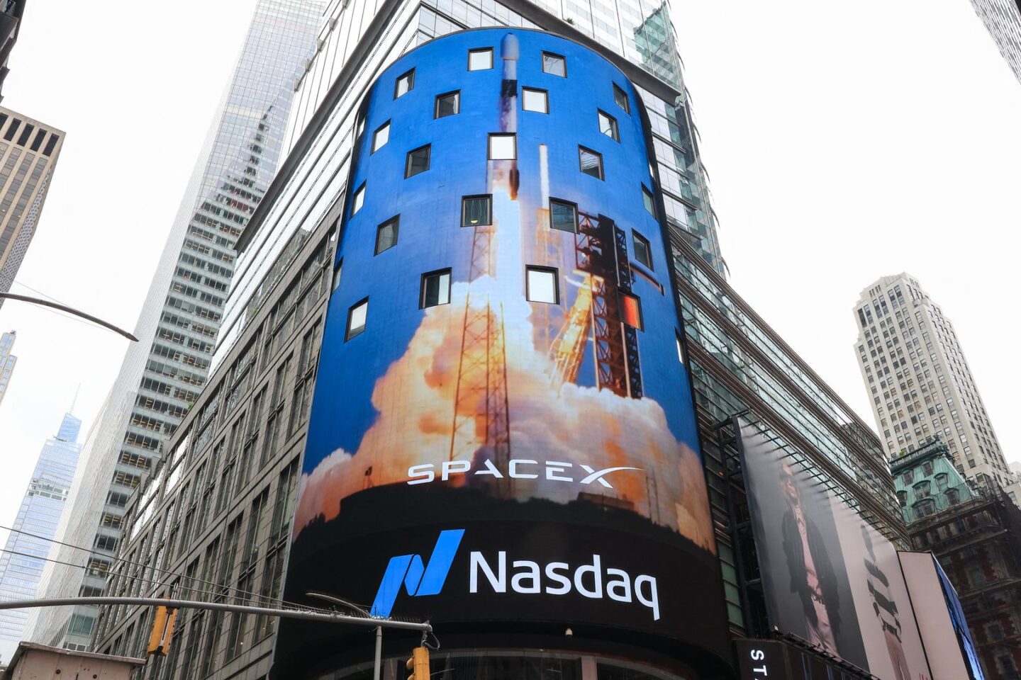 Elon Musk Hits Trillionaire Status in Record SpaceX IPO Surge!