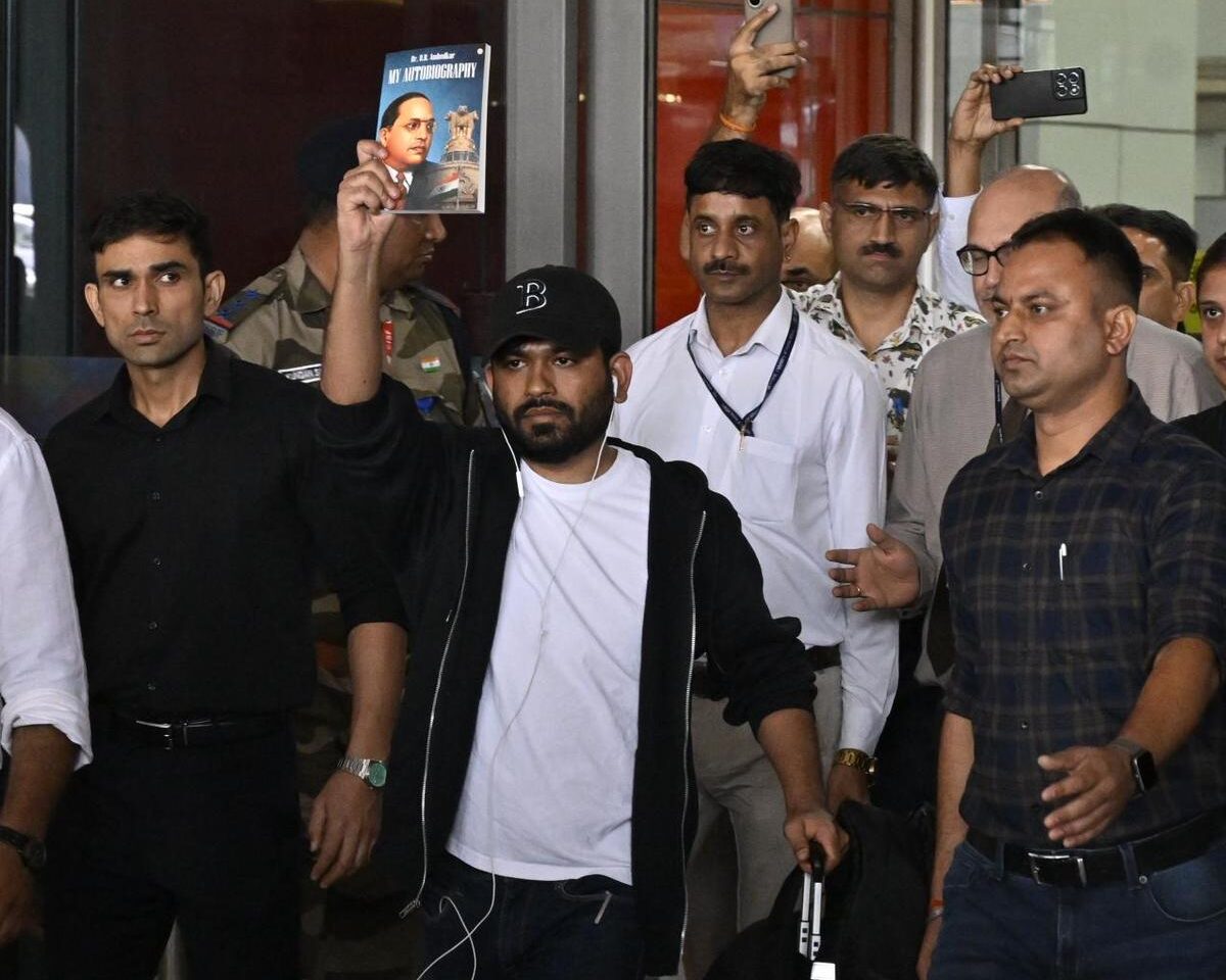 Cockroach Janta Party Sparks Huge Peaceful Protest in Delhi