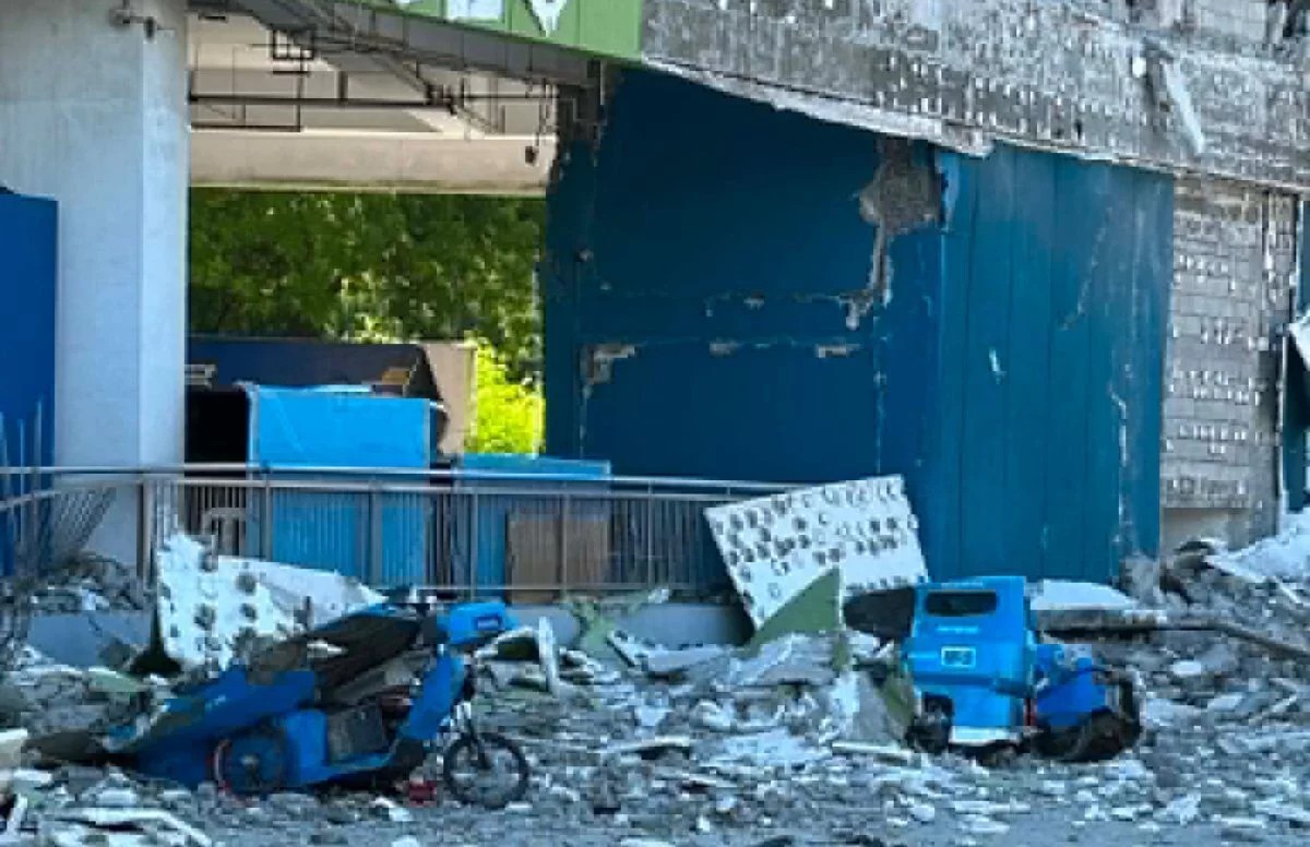 Devastating 7.8 Earthquake Rocks Philippines – Tsunami Chaos
