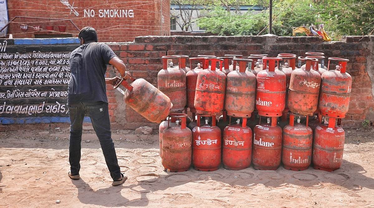 Shocking Domestic LPG Price Hike of Rs 29 Today!