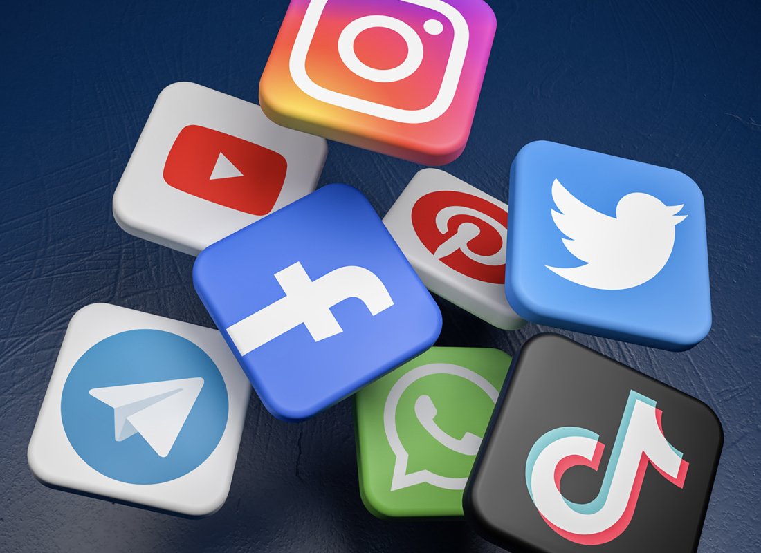 Major Ban: Centre to Block Social Media for Under-18s