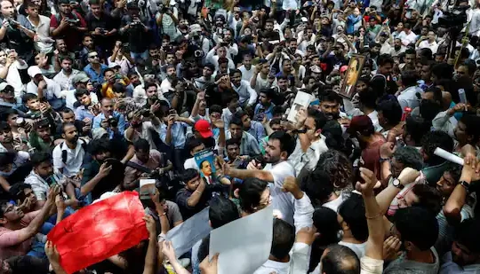 Outrage as 3 CJP Leaders Arrested in Jantar Mantar Protest